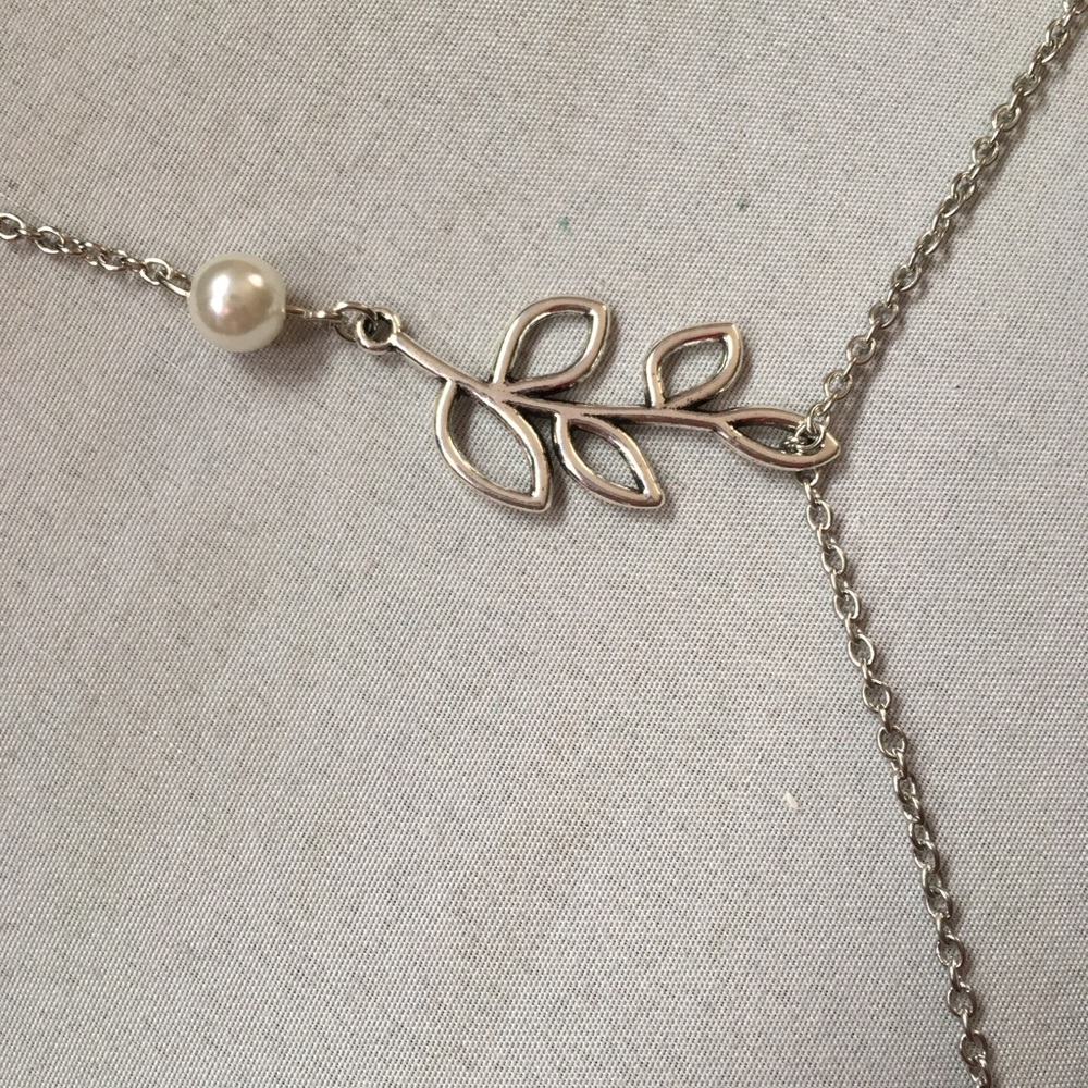 Branch Pearl Necklace - Picture 3 of 4